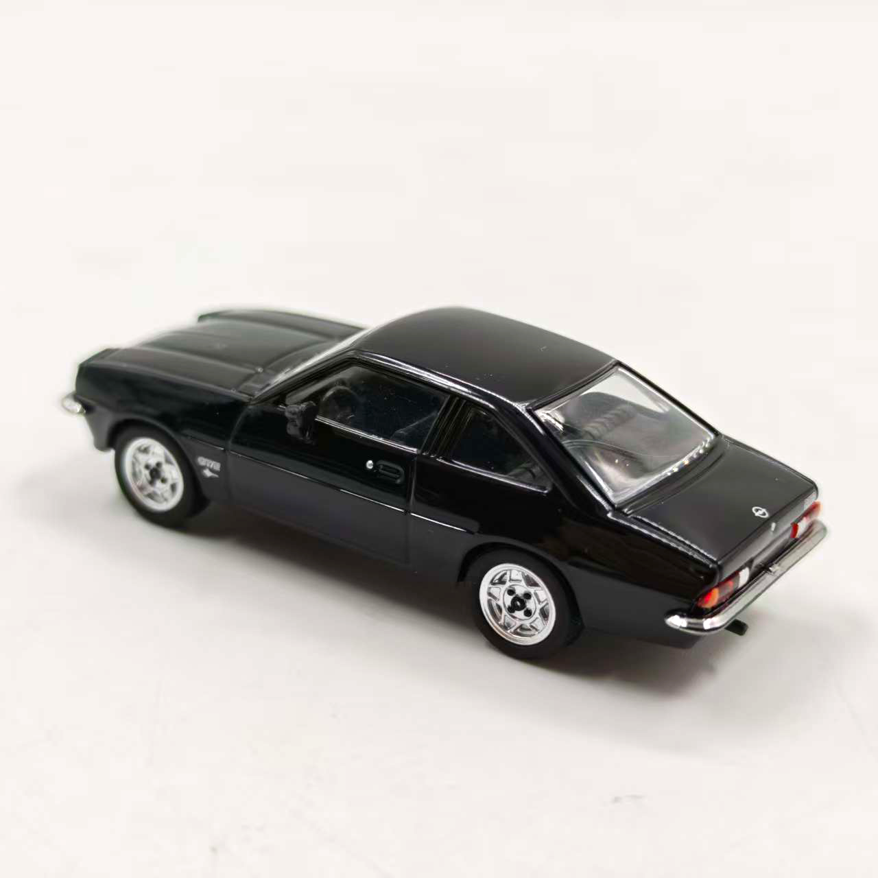 Herpa 1/87 Scale OPEL GT/E Spo - Vintage Collectible Model Cars review and price